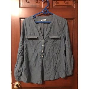 Old navy button up denim shirt
